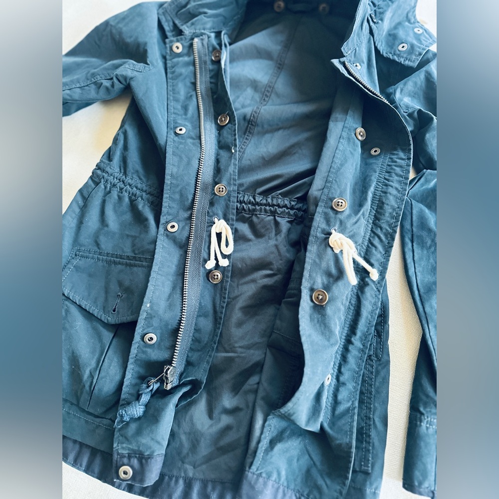 ABERCROMBIE & FITCH Mid-Length Navy Blue Utility Rain Parka | Women’s XS